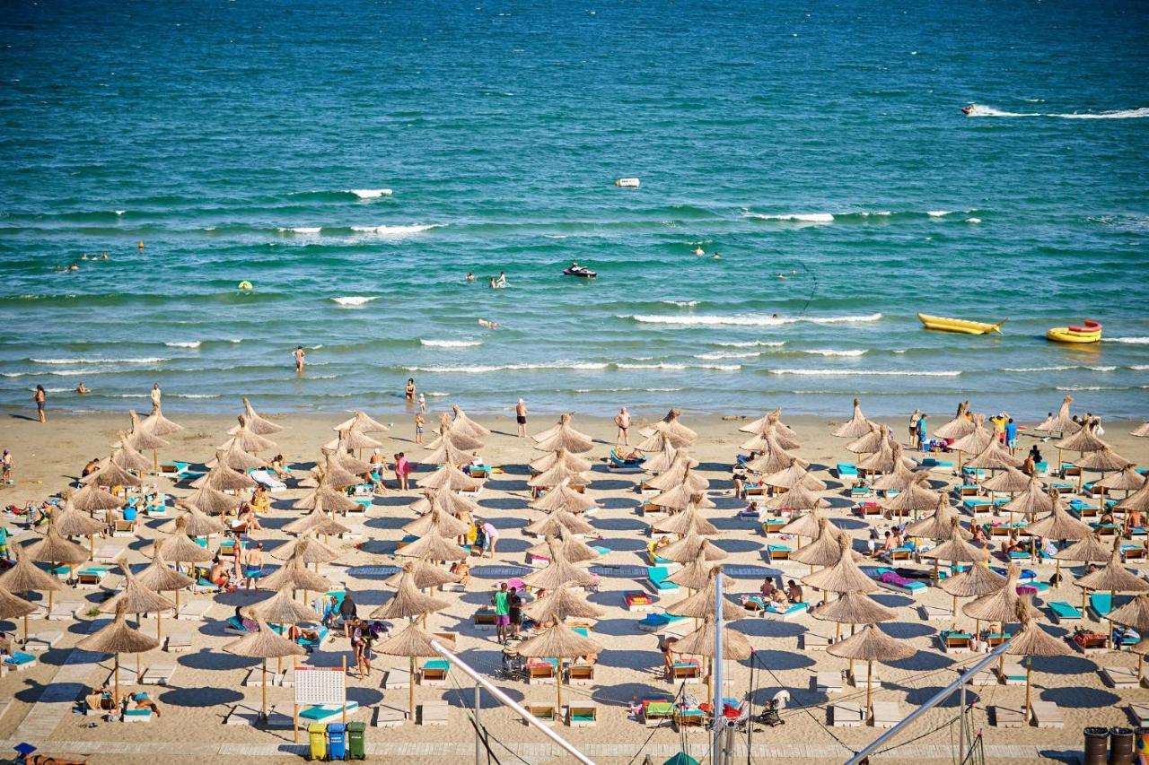 Fanta Sea Apartament Spa N Pool Beach Resort Năvodari Екстериор снимка